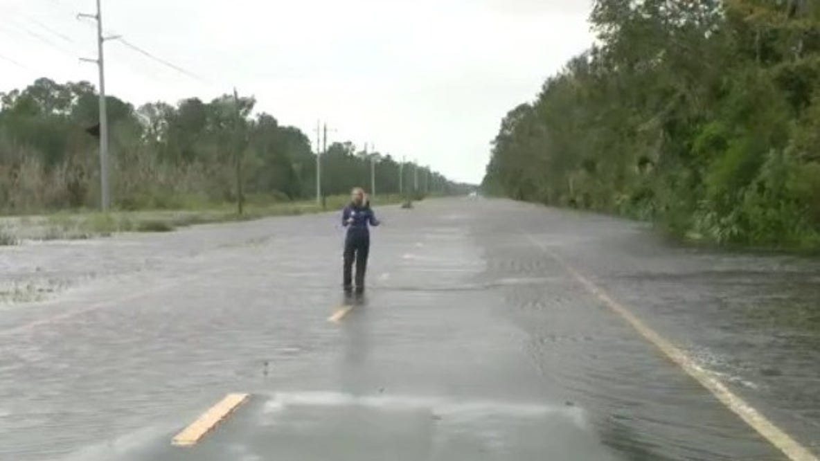 Hurricane Idalia: Major flooding in Cedar Key